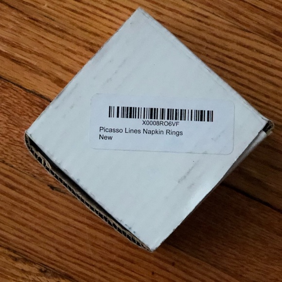 Set of 4 Picasso Napkin Rings - Picture 2 of 6